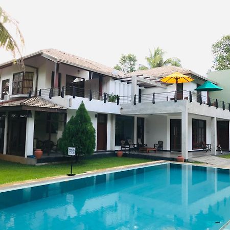 Siluni'S Villa Anuradhapura Exterior photo