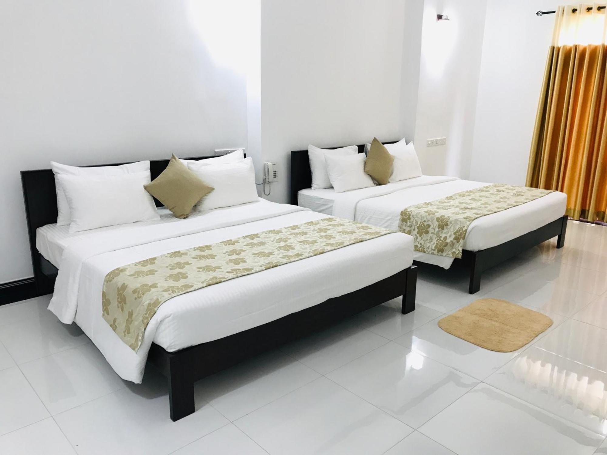Siluni'S Villa Anuradhapura Room photo