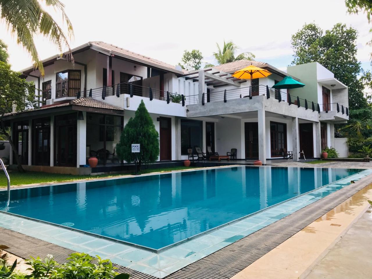 Siluni'S Villa Anuradhapura Exterior photo